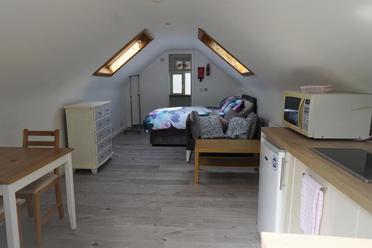 באליווהן Barrybeag 1 Bedroom Apartments מראה חיצוני תמונה